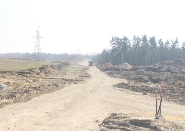 Sieci gotowe, budują drogi, czyli początek nowego osiedla