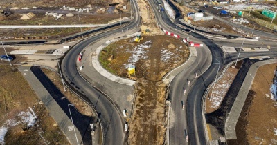 Rondo turbinowe na ul. Jaworzyńskiej na finiszu (FOTO)