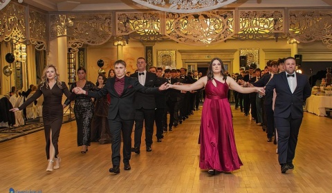 Studniówka ALO i TA w Legnicy (FOTO)