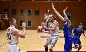Basket Legnica z wysokim i ważnym zwycięstwem (FOTO)