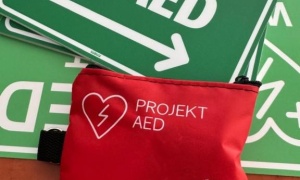 Dzięki Fundacji Polska Miedź defibrylatory AED trafiły do legnickich szkół i instytucji