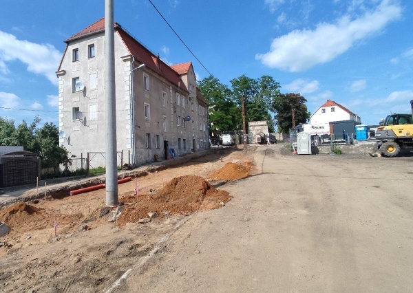 Trwa remont ulicy Cmentarnej