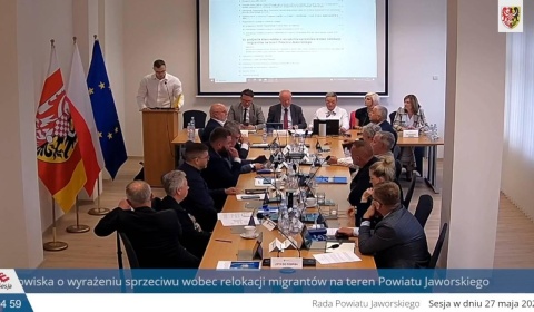 Radni Powiatu Jaworskiego także mówią NIE relokacji migrantów