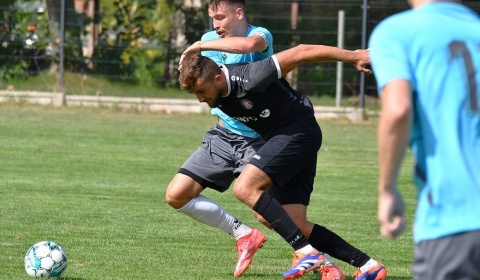 Hat trick D.Kowalczyka dał drugą wygraną Jaworzance (FOTO)