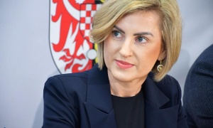 Była starosta wróci do gry? Aneta Kucharzyk może jeszcze namieszać w wielkiej polityce