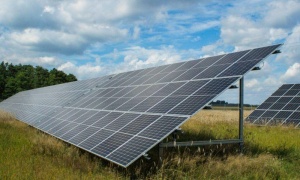 Farma fotowoltaiczna i magazyn energii podzieliły mieszkańców. Emocje po decyzji SKO