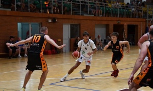 Basket rozniósł rywali na inaugurację ligi (FOTO)
