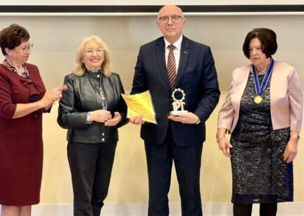 Zbigniew Bryja Złotym Inżynierem w kategorii innowacje