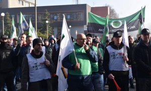 Załoga „PeBeKi” zadecyduje w referendum o strajku