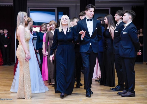 Studniówka Zespołu Szkół w Polkowicach (FOTO)