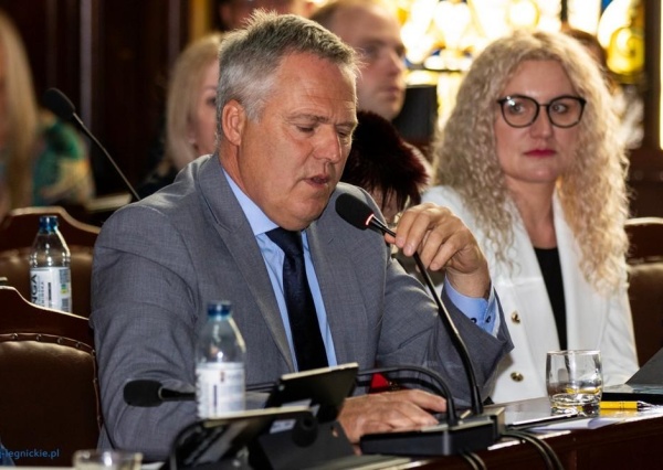 Wymienią kopciuchy. Tylko nie wiadomo kiedy i ile...