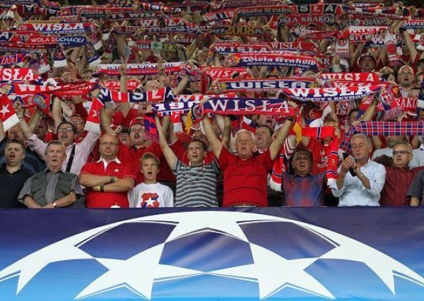 Zwycięża zdrowy rozsądek: Miedź wpuści kibiców Wisły !