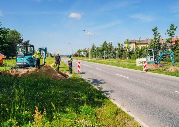  Instalują gminny światłowód 