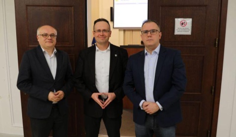 Czy powstanie nowy klub radnych w Sejmiku ? Szykuje się rewolta...