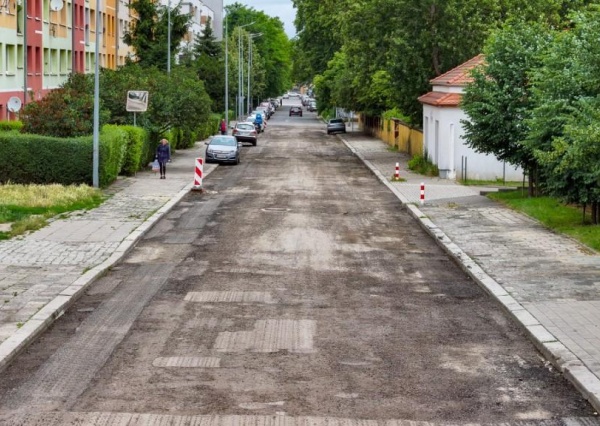 Prawie 12 milionów dla Legnicy! Rządowe pieniądze na drogi. Wiadomo, gdzie trafi największa pula