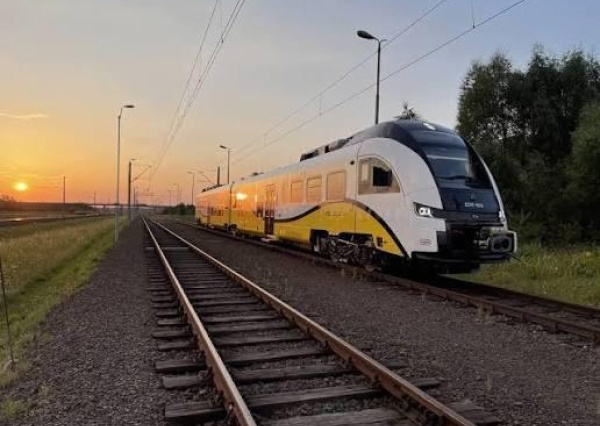 Nowe pociągi Kolei Dolnośląskich coraz bliżej! Pierwszy spalinowy skład PESA rozpoczął testy