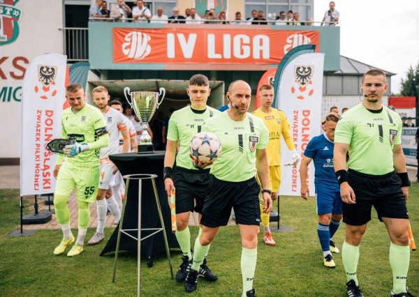 Dolny Śląsk bije swój własny rekord zgłoszeń na sędziów piłkarskich!