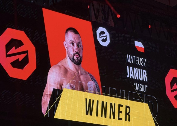 Wojownik Armii Mateusz Janur triumfował w OKTAGON MMA