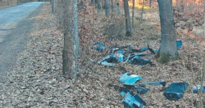 Śmieci przy drogach i tysiące z budżetu. Mieszkańcy pytają, gdzie są efekty sprzątania w powiecie lubińskim