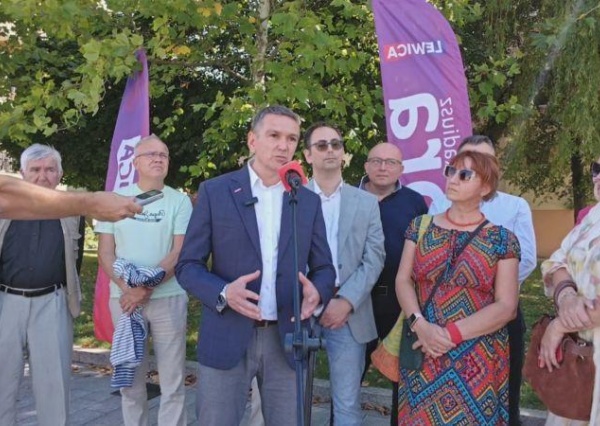 R.Raczyński chce wyburzać, poseł A.Sikora apeluje by zamiastst wyburzać - budowano !