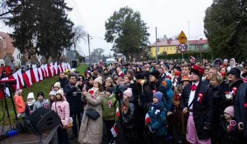 Obchody 11 Listopada w Szklarach Górnych