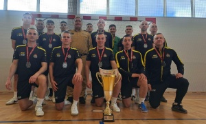 Strażacy na futsalowy medal