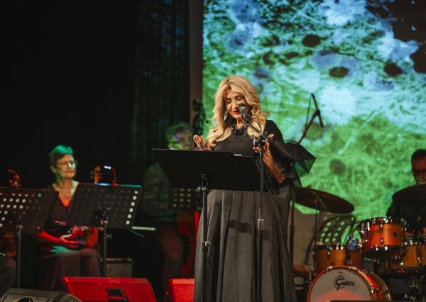 Magiczny wieczór z Margaret Maye w Teatrze Miejskim w Jaworze(FOTO)