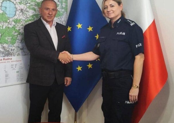 Wójt Z.Grabowski spotkał się z nową szefową policji. Rozmawiali o bezpieczeństwie mieszkańców