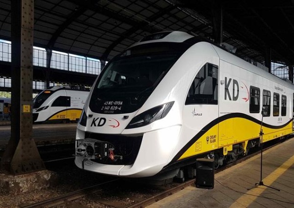 KD: Setka pociągów to mało!