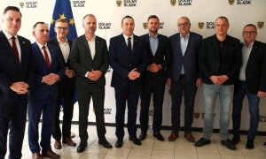 Kolej wróci do Lwówka Śląskiego, rozpoczynają się prace również na linii 312