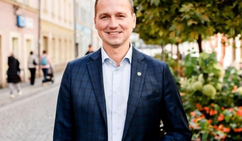  Większa sprzedaż dzięki sztucznej inteligencji? Opowiedzą o tym w hotelu 