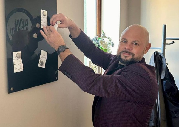  Ciepły posiłek i dobre serce. W Chocianowie ruszyła akcja „Zawieszony obiad”