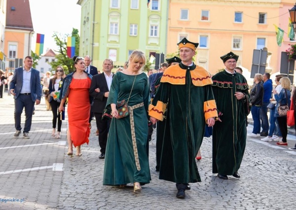  Cudny korowód rozpoczął Dni Złotoryi (FOTO)