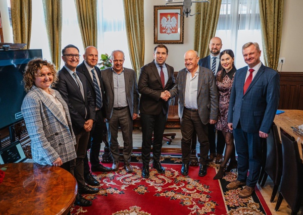 Włoska firma z branży automotive inwestuje w Mieście Chleba i Piernika