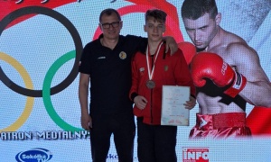 Z Pieszkowa na bokserskie podium