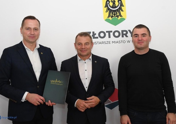 Remont oświetlenia ulicznego w ciągu ulic nadrzecznych (FOTO)