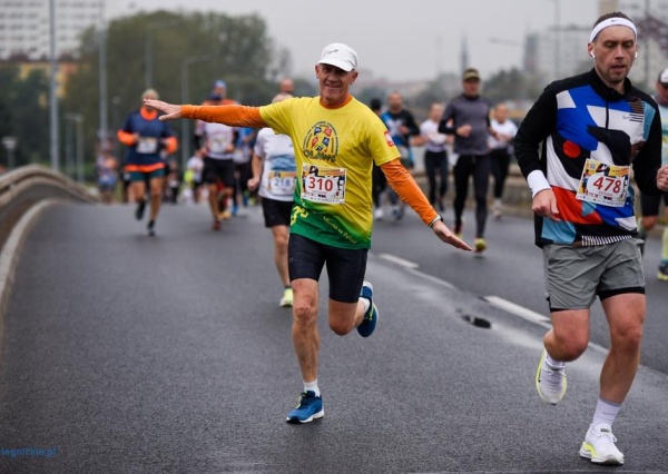 Biegli w półmaratonie i na 10 km. Znajdź się na trasie (FOTO)