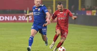 Miedź sforsowała Odrę (FOTO)