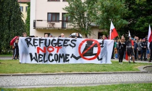 W sobotnie południe manifestacja Konfederacji na legnickim Rynku