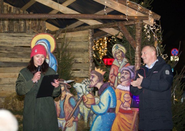 Wspólne kolędzowanie na Rynku w Rudnej(FOTO)