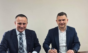 Starosta Rafał Miara inwestuje w infrastrukturę drogową