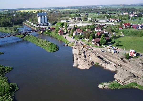 Trwa budowa portu w Ścinawie (FOTO)