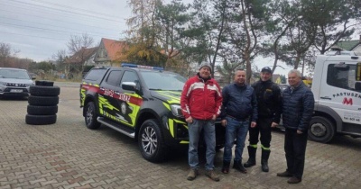 Nowy lekki wóz ratowniczy w OSP w Prochowicach