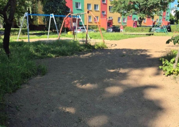 Plac zabaw był zamknięty przez wiele miesięcy. Po interwencji problem szybko zniknął