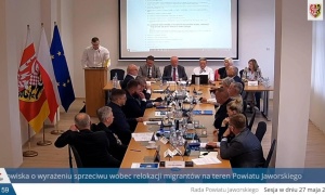 Radni Powiatu Jaworskiego także mówią NIE relokacji migrantów