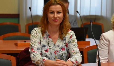 Nie będzie nagród dla „prywatnych” nauczycieli w Legnicy