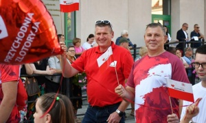Krwista koalicja w Złotoryi? Ten widok podczas korowodu zaskoczył wielu