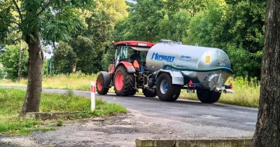 Nowy sprzęt w Zagrodnie. Wielki wóz już czeka na nową oczyszczalnię