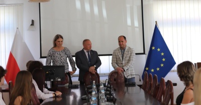 31 uczniów z gminy Rudna otrzymało stypendia. Nagrodzono najlepszych