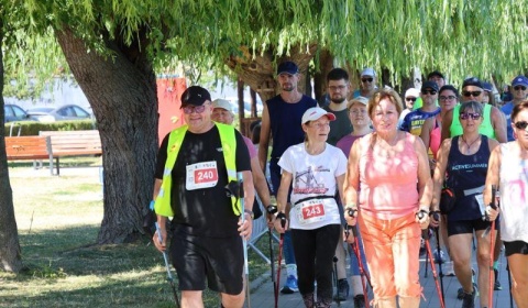 Festiwal Nordic Walking dotarł do Kunic (FOTO)